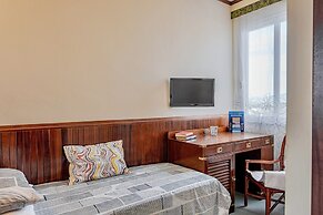 Hotel in Cecina just 100 mt from the sea