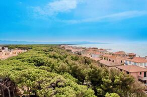 Hotel in Cecina just 100 mt from the sea