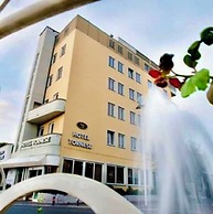 Hotel in Cecina just 100 mt from the sea