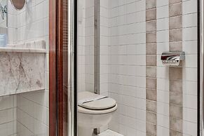 Hotel in Cecina just 100 mt from the sea