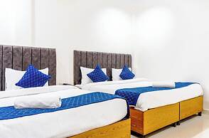 Hotel Kashi Grand Inn