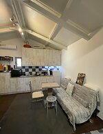 Simple Stay Vari s House