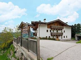 Welcoming Apartment in Stummerberg With Terrace
