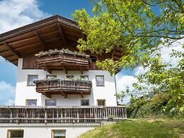 Welcoming Apartment in Stummerberg With Terrace