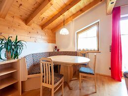 Welcoming Apartment in Stummerberg With Terrace