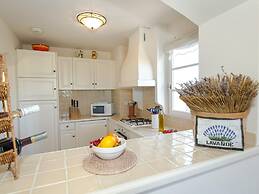 Holiday Flats at Domaine de Saint-endreol With Golf, SPA and Pool