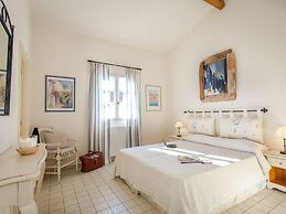 Holiday Flats at Domaine de Saint-endreol With Golf, SPA and Pool