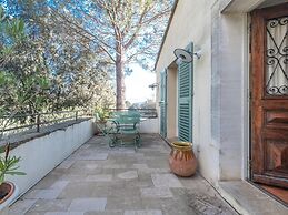 Holiday Flats at Domaine de Saint-endreol With Golf, SPA and Pool