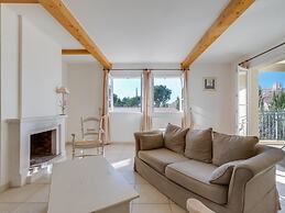 Holiday Flats at Domaine de Saint-endreol With Golf, SPA and Pool