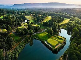 Holiday Flats at Domaine de Saint-endreol With Golf, SPA and Pool