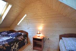 Year-round Holiday House With a Terrace, Near the Sea, Pustkowo