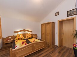 Modern Mansion in Kaprun Near Ski Area