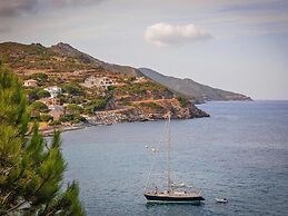 Res. Villa Tyrrenia, Macinaggio/rogliano, Apartment With bay View