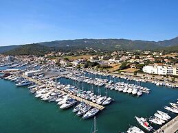 Res. Villa Tyrrenia, Macinaggio/rogliano, Apartment With bay View