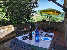 Cozy Farmhouse in Paciano With Private Pool
