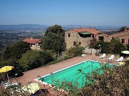 Cozy Farmhouse in Paciano With Private Pool