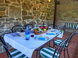 Cozy Farmhouse in Paciano With Private Pool