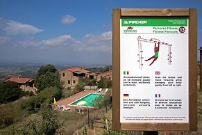 Cozy Farmhouse in Paciano With Private Pool