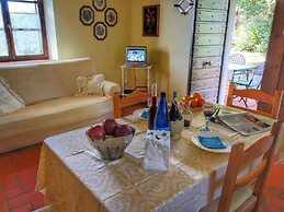 Cozy Farmhouse in Paciano With Private Pool