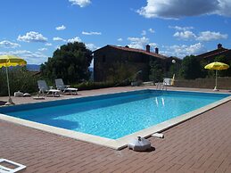 Cozy Farmhouse in Paciano With Private Pool