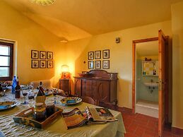 Cozy Farmhouse in Paciano With Private Pool