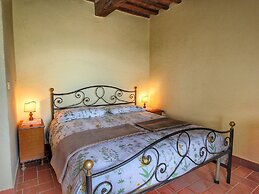 Cozy Farmhouse in Paciano With Private Pool