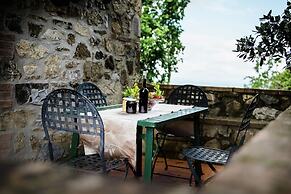 Cozy Farmhouse in Paciano With Private Pool