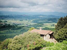 Cozy Farmhouse in Paciano With Private Pool