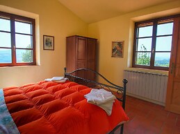 Cozy Farmhouse in Paciano With Private Pool