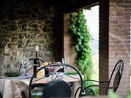 Cozy Farmhouse in Paciano With Private Pool