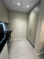 O M Luxurious Apartments