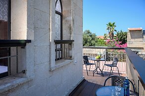 Junes jaffa Luxury Apartments