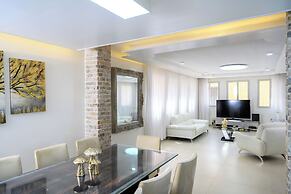 Junes jaffa Luxury Apartments
