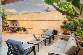 Junes jaffa Luxury Apartments