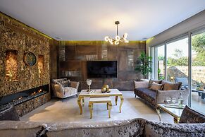 Junes jaffa Luxury Apartments