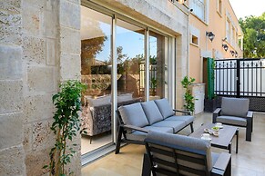 Junes jaffa Luxury Apartments