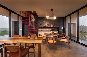 THE POETREE VILLA RESORT