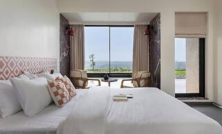 THE POETREE VILLA RESORT