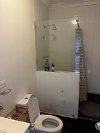 The Palm Hamilton Backpackers