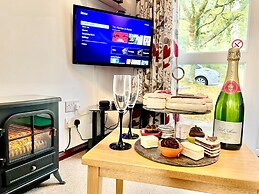 Saltwater Holiday Lodge - for Penzance & St Ives