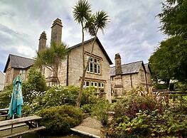 Saltwater Holiday Lodge - for Penzance & St Ives