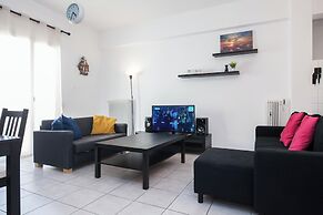 Stylish 1 Bd Apt w Balcony in Petralona