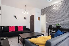 Stylish 1 Bd Apt w Balcony in Petralona