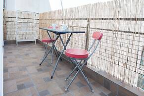 Stylish 1 Bd Apt w Balcony in Petralona