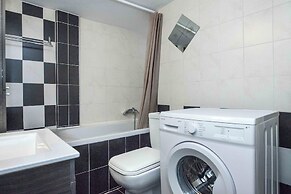 Stylish 1 Bd Apt w Balcony in Petralona