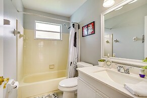 11 Mi to Disney & Pool Access: Kissimmee Condo!