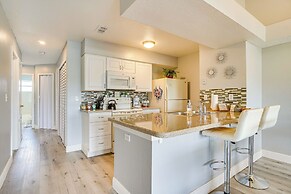 11 Mi to Disney & Pool Access: Kissimmee Condo!