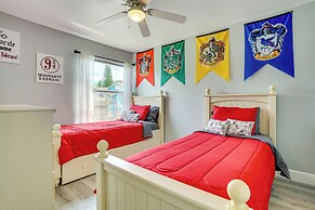 11 Mi to Disney & Pool Access: Kissimmee Condo!