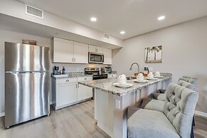 8 Mi to Disney: Davenport Condo w/ Private Balcony