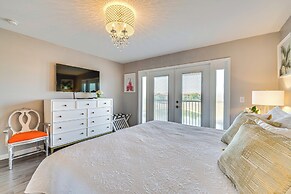 8 Mi to Disney: Davenport Condo w/ Private Balcony